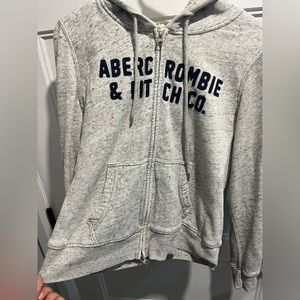 ABERCROMBIE | Zipped up hoodies in gray
